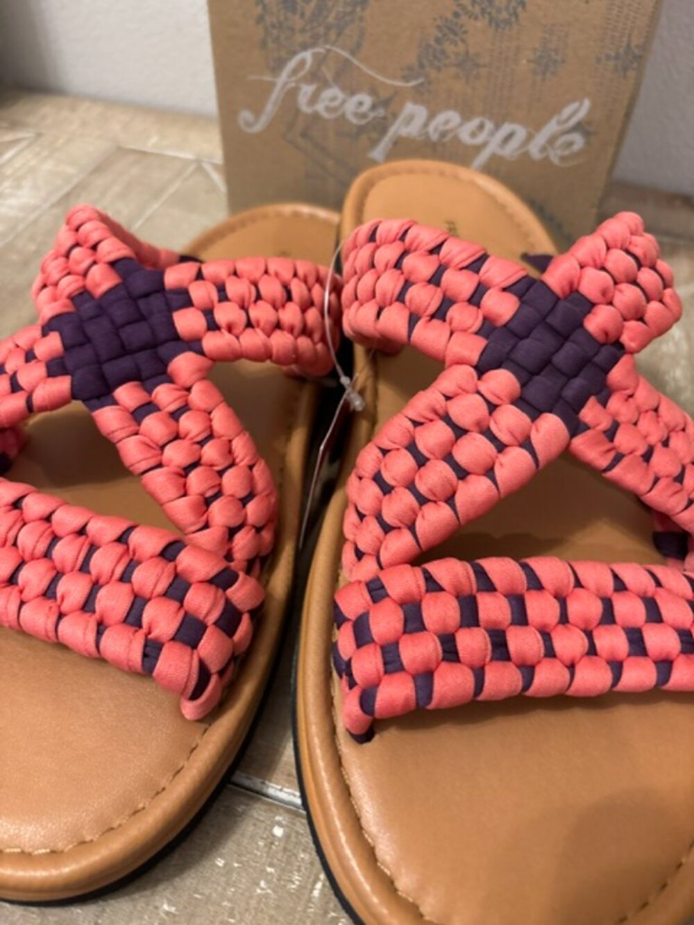 NEW Free People Wateredge Woven Sandals Burgundy Sizes 8 or 9 - Picture 2 of 5